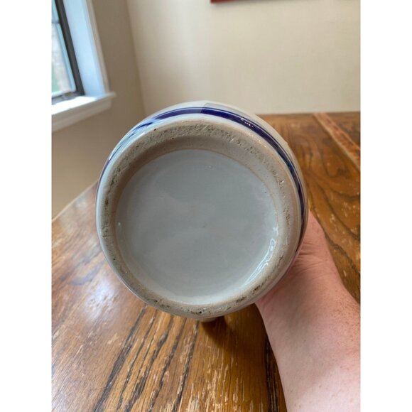 VINTAGE STONEWARE COUNTRY FARMHOUSE PITCHER-VASE w/BLUE RIM & BANDS - Picture 5 of 6